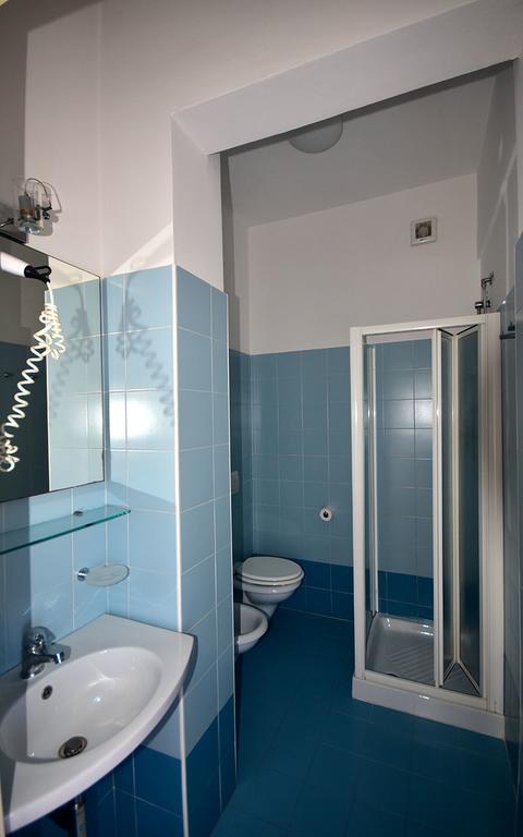 Residence Avana Senigallia Buitenkant foto